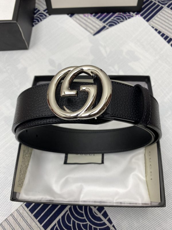 The Gucci top layer calf leather belt is made by hot pressing to achieve a wild boar skin ef ed3jdhx0
