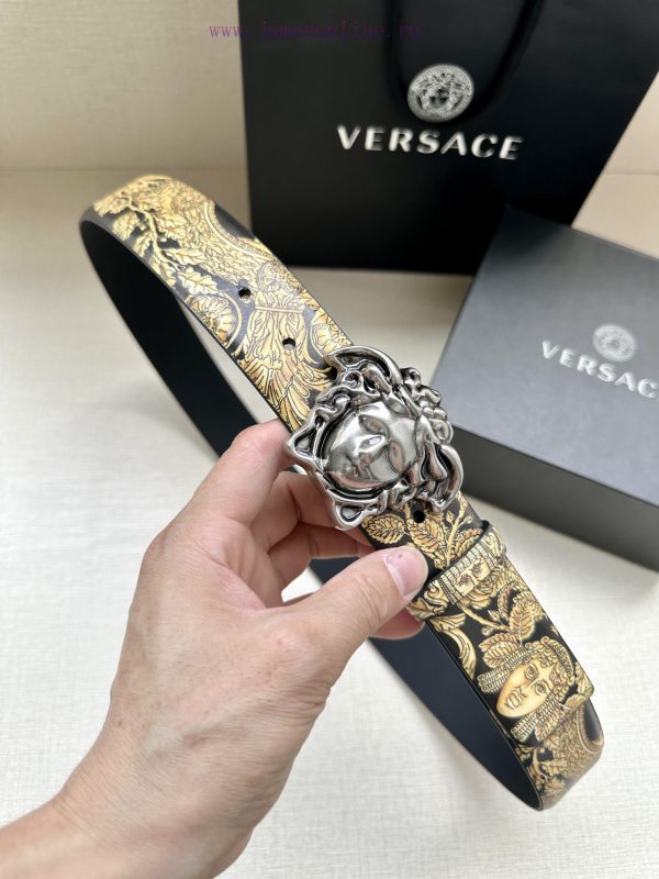 Width 4.0cm Versace This Palazzo belt is made of cowhide fabric and adorned with Le Pop Clas 7z3y62qw