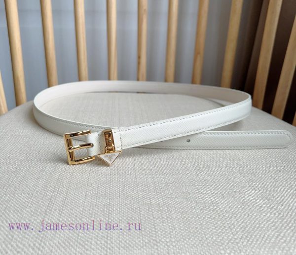 PRADA's elegant Saffiano belt showcases a feminine design with a soft and heartfelt triangul 7mzmwk16 - Image 5