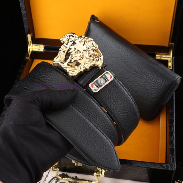 MADE IN ITALYWooden box with accompanying picturesVERSACE @ Belt+Wallet SetBuckle material: czw8xbzb