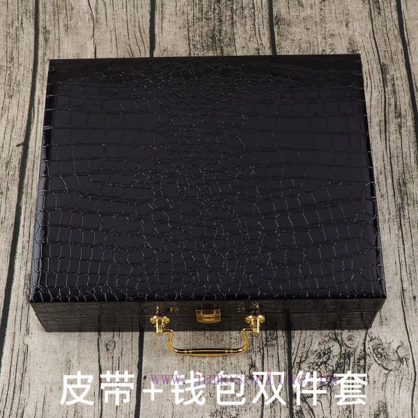 Gucci. Gucci two-piece setWooden box, belt+wallet, two-piece setGrade: Italian imported 100% 2i885327 - Image 10