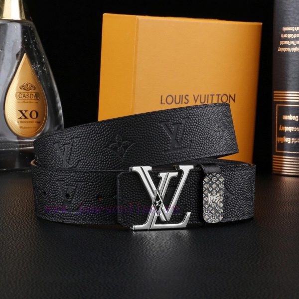 High end quality, physical photographyComplete setL@VBuckle material: Two tone pure steel bu pplih7dd - Image 9