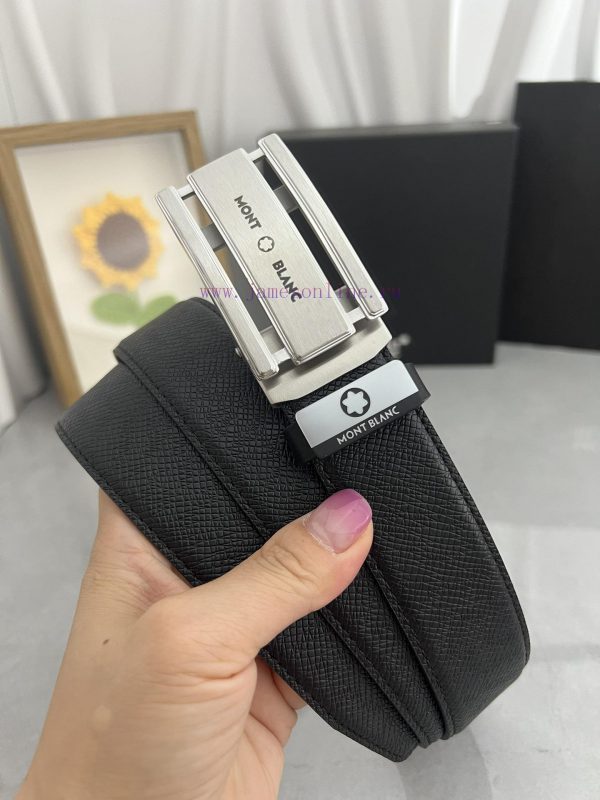 Montblanc Automatic BeltMaterial: Leather Belt with 100% Head Layer. The leather belt is gua goo590g6