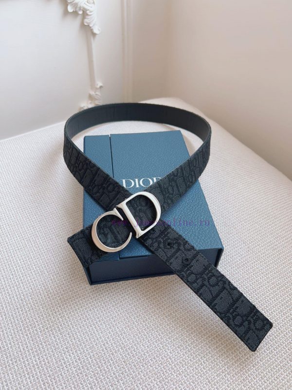 High end quality, physical photographyComes with a complete gift boxDIOR material, milkshake 4tdxl8s2