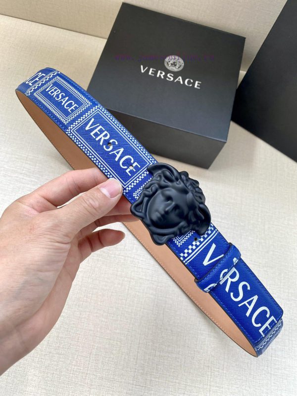 Width 4.0cm Versace This Palazzo belt is made of cowhide fabric and adorned with Le Pop Clas 0miglqsu