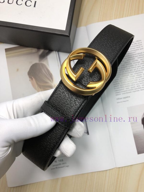The Gucci top layer calf leather belt is made by hot pressing to achieve a wild boar skin ef cs2l9nf8