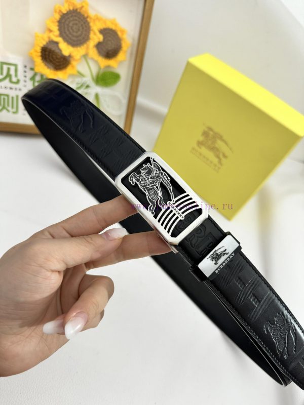 Burberry automatic beltMaterial: Leather Belt with 100% Head Layer. The leather belt is guar mwpf4990 - Image 15