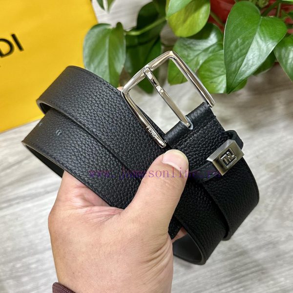 FENDL is 35mm wide and made of imported double-sided cowhide, paired with the original needl fqloa47m