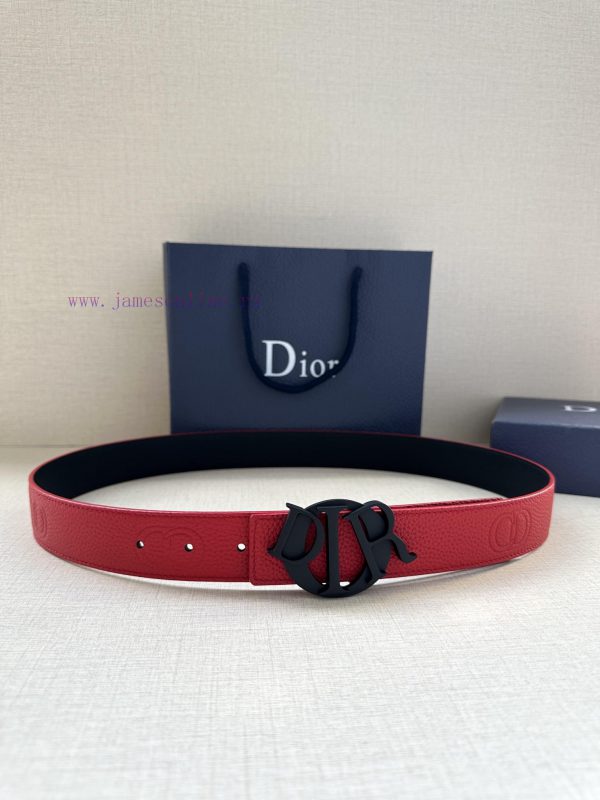 This 35mm double-sided belt with a width of 3.5cm combines elegant temperament with modern s w4npz0fn