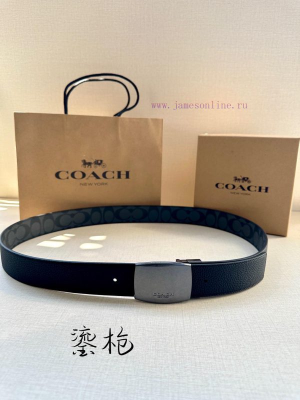 The COACH double-sided belt with a width of 3.8cm is made of classic logo canvas material on hohi0lo3
