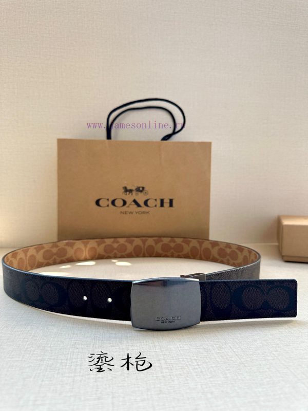 The COACH double-sided belt with a width of 3.8cm is made of classic logo canvas material on ju0mboem