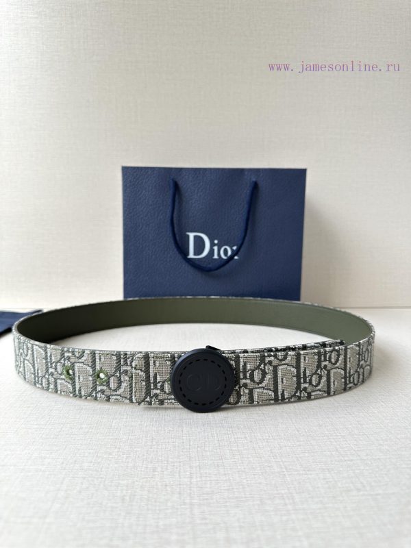 This Dior Charm belt buckle with a width of 3.5cm is a new product in the summer men's cloth a1elv36k