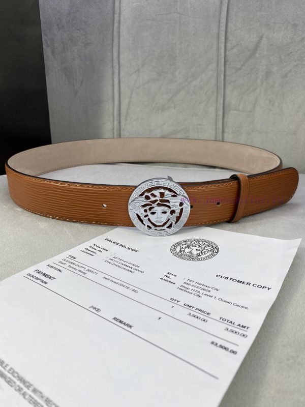 P Width 4.0cm Versace This water ripple waistband is adorned with the iconic Versace Medusa d2l46ko5
