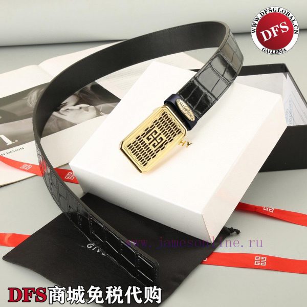 High end quality, physical photographyComes with a complete set of packagingGivenchy Oversea fnghj3dg