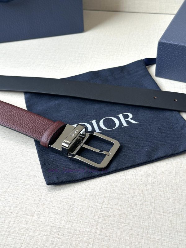 This 35mm waistband combines elegance and modern style with a double-sided design. One side 2qvv846q - Image 6